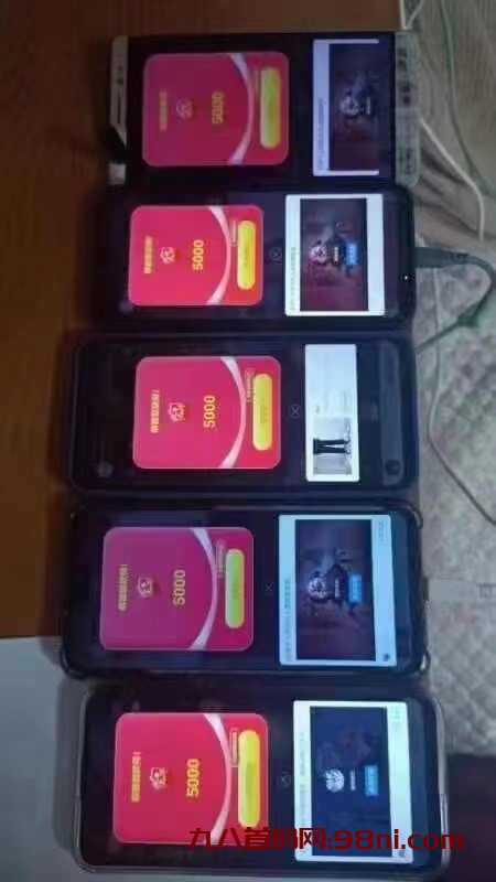 9CDF5860-EC85-4A26-9CF6-55B6CEC23D27